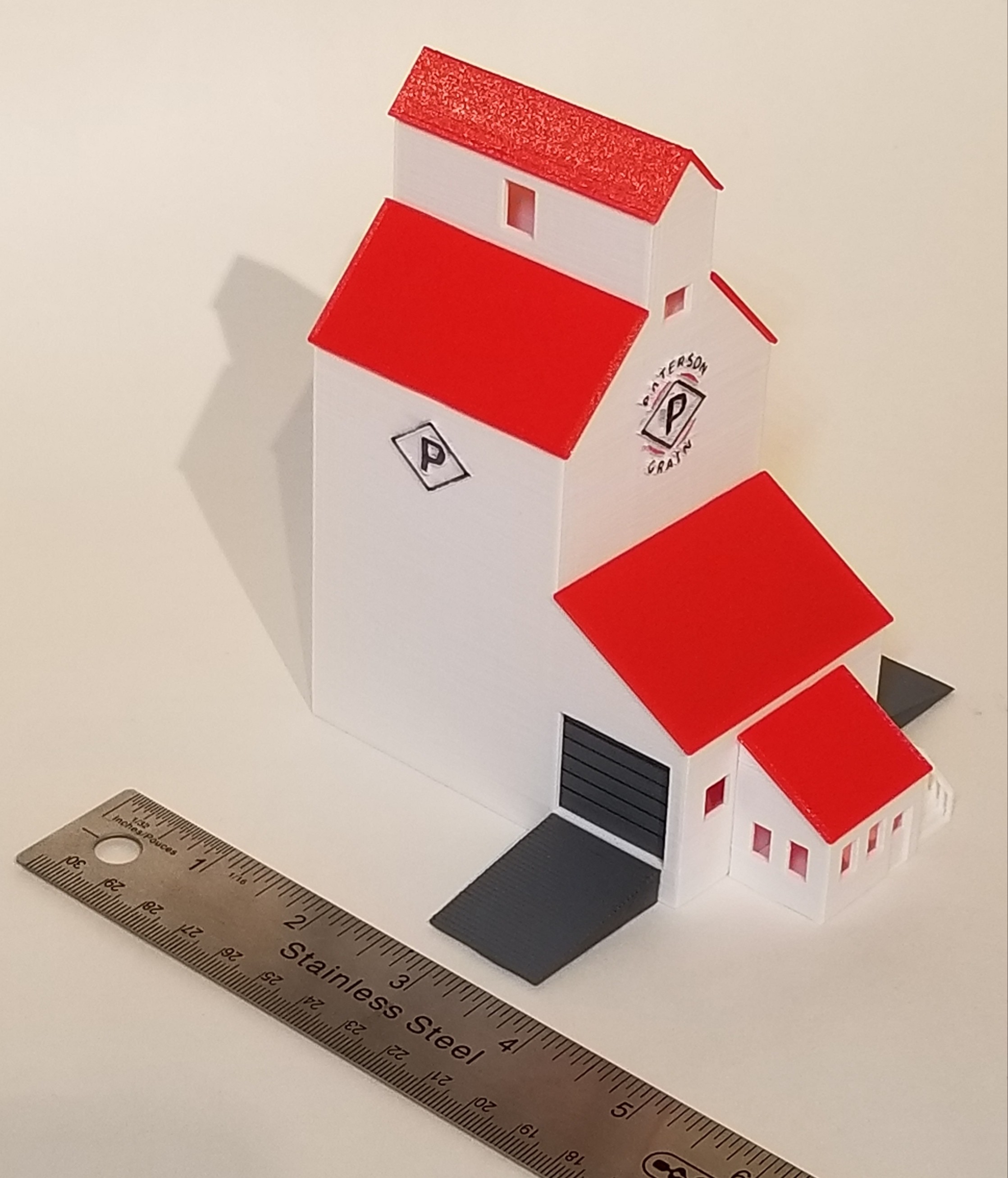 3D file PREMIUM N Scale Grain Elevator (incl Silos)・3D printer design